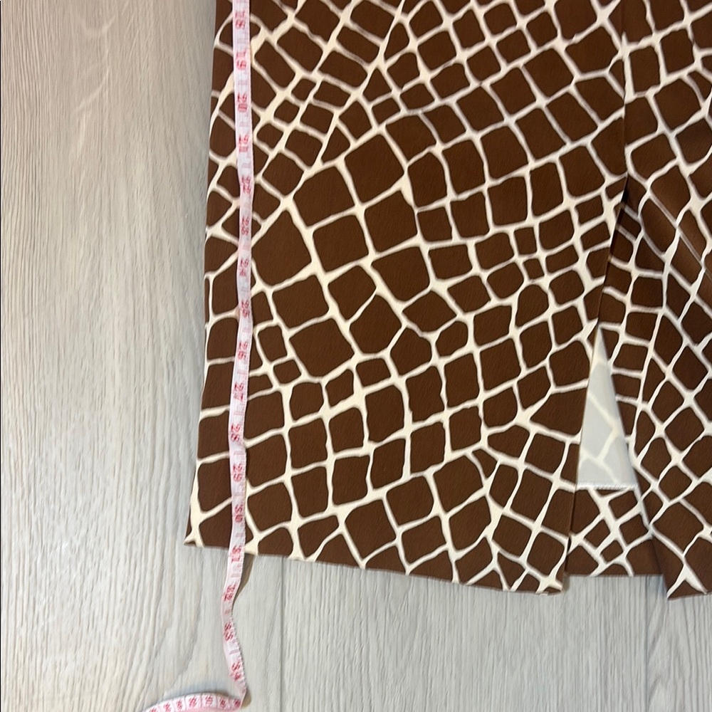 Vintage Brown Giraffe-Print Midi Dress with Matching Belt - Picture 6 of 7